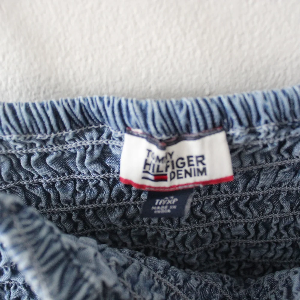 Tommy Hilfiger Ruched Denim Crop Top - Picture 4 of 6